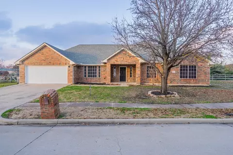 820 Oakbrook Dr, Wylie, TX 75098