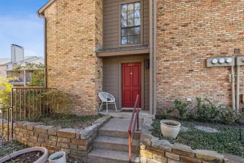 15221 Berry Trl #201, Dallas, TX 75248