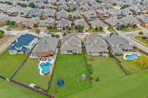 1032 Knoxbridge Rd, Forney, TX 75126