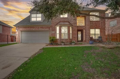 5205 Hot Springs Trl, Fort Worth, TX 76137