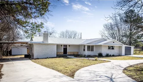 151 Pearce Dr, Pottsboro, TX 75076