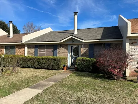 5005 Longstreet Pl #27, Bossier City, LA 71112