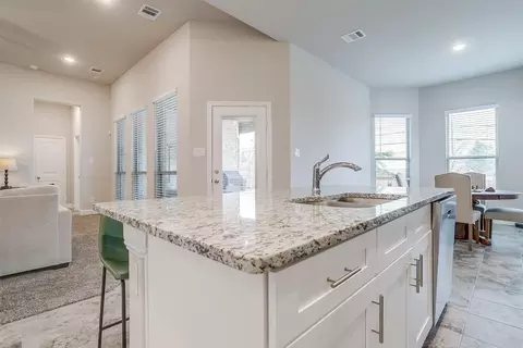 708 Hackamore St, White Settlement, TX 76108 photo 13