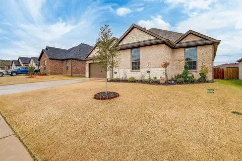 708 Hackamore St, White Settlement, TX 76108 photo 4