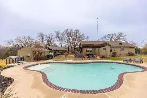 2190 County Road 1163, Brashear, TX 75420