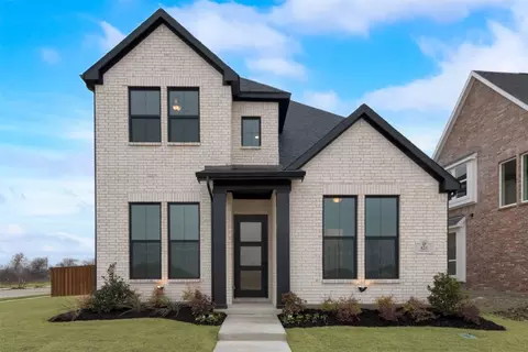 825 Fieldcrest St, Celina, TX 75009 photo 2