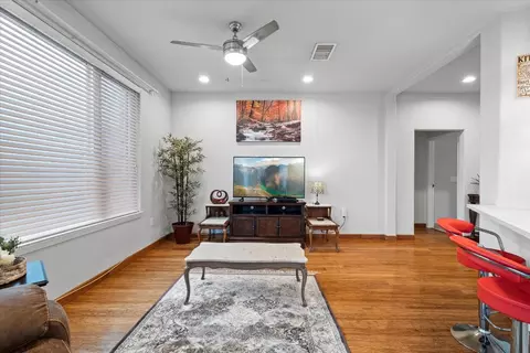 1220 W Trinity Mills Rd #2003, Carrollton, TX 75006
