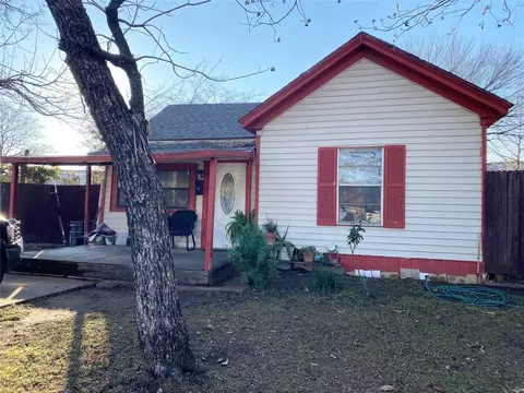 521 N Rogers Rd, Irving, TX 75061
