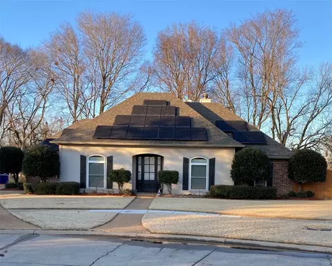 1807 Castlewood Dr, Bossier City, LA 71111