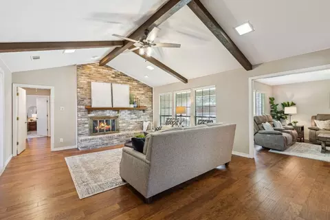 806 Windsong Trl, Richardson, TX 75081