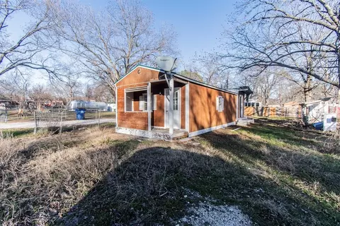 456 Shoshone Dr, Gordonville, TX 76245