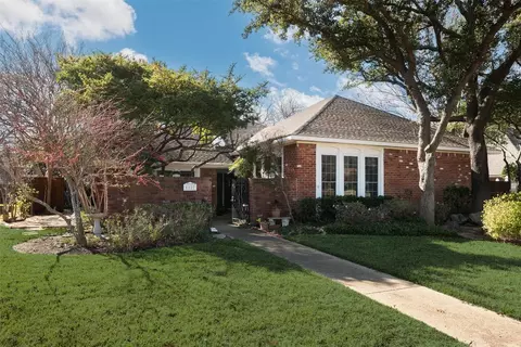 1127 W Lookout Dr, Richardson, TX 75080