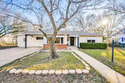 814 Bolivar St, Denton, TX 76201