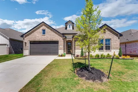 403 Alicia Ct, Mansfield, TX 76063