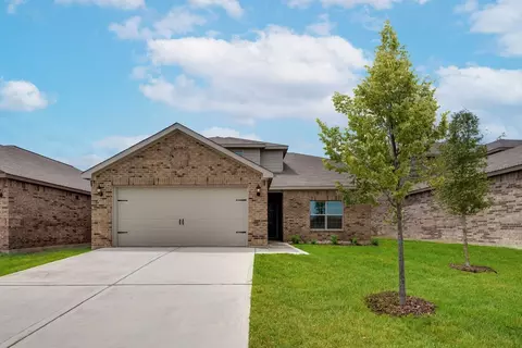 212 Tidwell Dr, Ferris, TX 75125