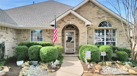 1417 Lowes Farm Pkwy, Mansfield, TX 76063