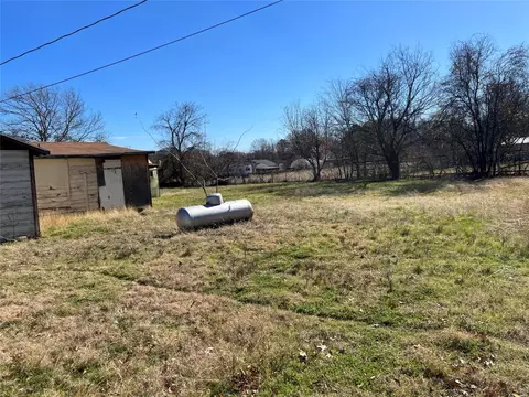 2461 Callender Rd, Mansfield, TX 76063