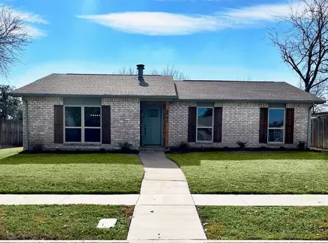 5096 Thompson Dr, The Colony, TX 75056
