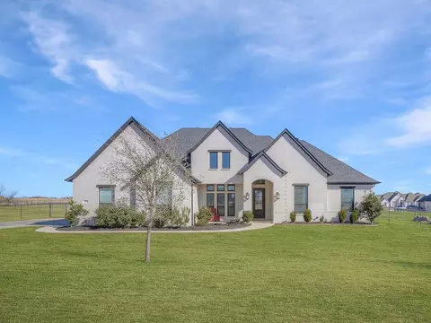 860 Alto Bonito Ct, Godley, TX 76044
