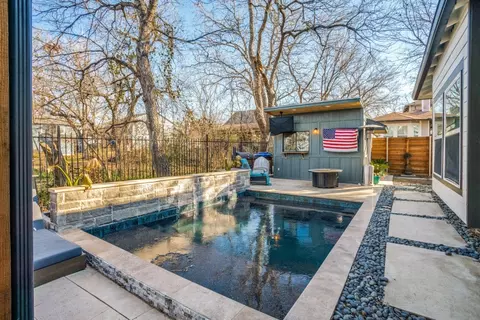 800 Griffin St, Mckinney, TX 75069