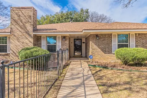 1309 Pinon Dr, Mansfield, TX 76063