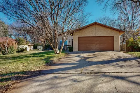 2716 Cordova Cir, Denton, TX 76209