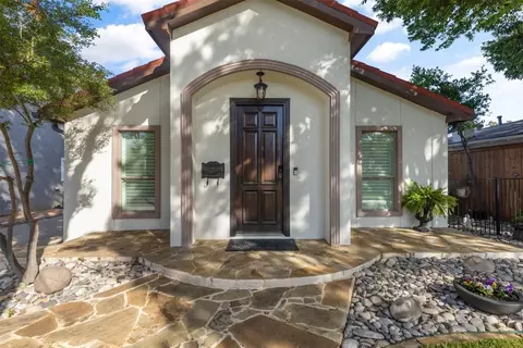 4008 W 7th St, Fort Worth, TX 76107