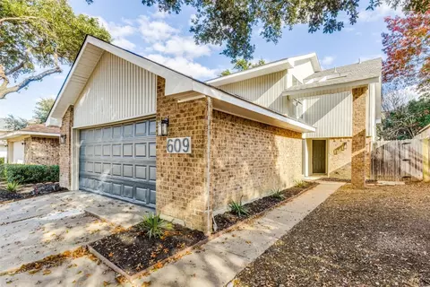 609 Via Miramonte, Mesquite, TX 75150