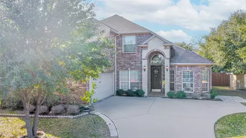 2113 Trickling Creek Dr, Garland, TX 75041