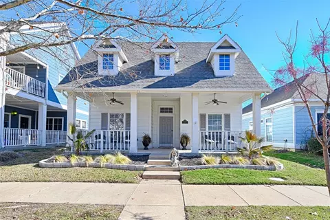1604 Jasmine Trl, Savannah, TX 76227