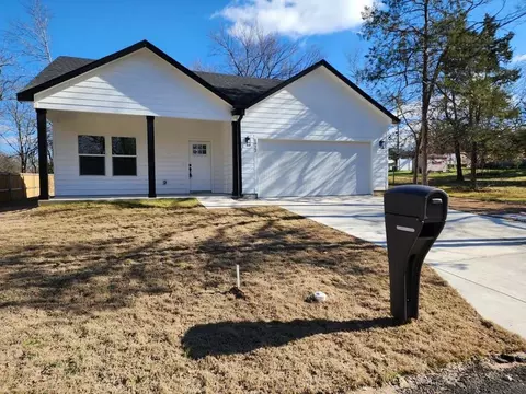 1922 Lamar Ave S, Denison, TX 75021