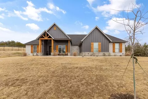 1821 Oak Bend Trl, Weatherford, TX 76085