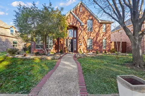 8304 Bartley Cir, Plano, TX 75025