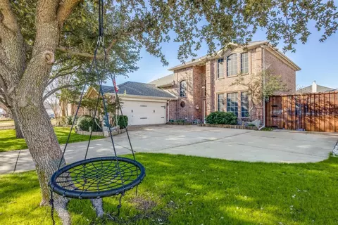 7223 Creekstone Dr, Sachse, TX 75048