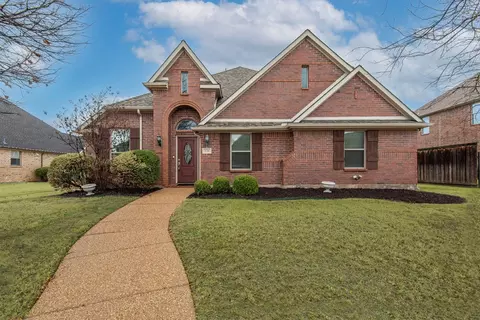 674 Burr Oak Dr, Frisco, TX 75033