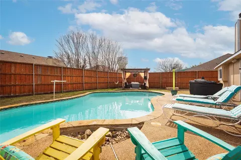 3217 Glen Hill Dr, Rowlett, TX 75088