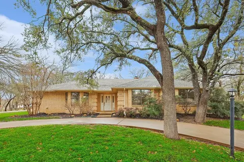 7823 Ravenswood Rd, Granbury, TX 76049