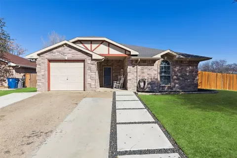 205 Los Cabos Dr, Dallas, TX 75232