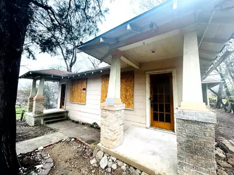 510 Lake Cliff Dr, Dallas, TX 75203