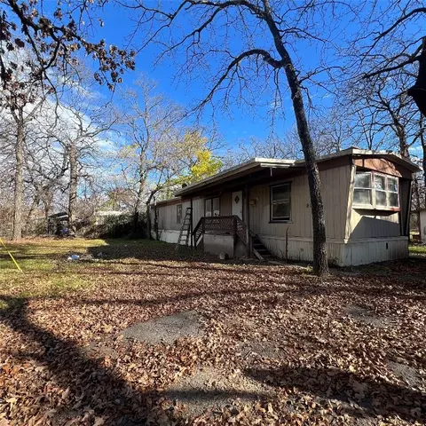 906 Regal Dr, Tool, TX 75143