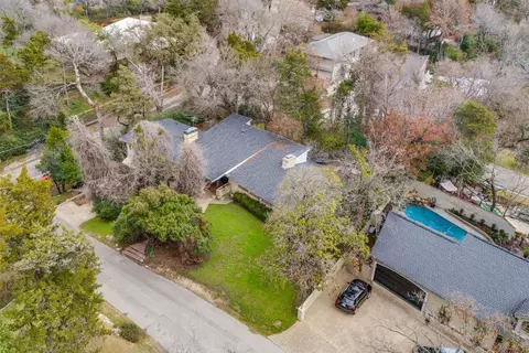 1426 Dominion St, Dallas, TX 75208