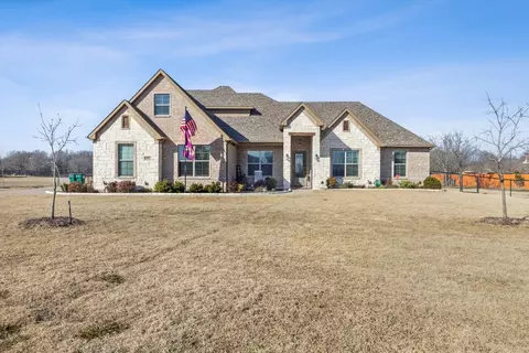 5002 White Pine Dr, Royse City, TX 75189