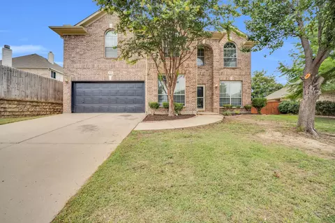 805 Hickory St, Burleson, TX 76028