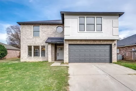 2020 Yellowstone Ln, Corinth, TX 76210