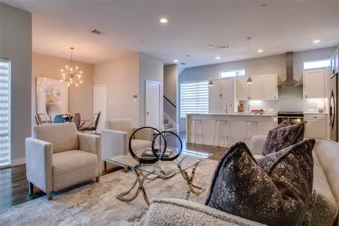 2310 N Fitzhugh Ave #20, Dallas, TX 75204