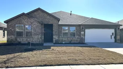 2013 Hampton St, Anna, TX 75409 photo 2
