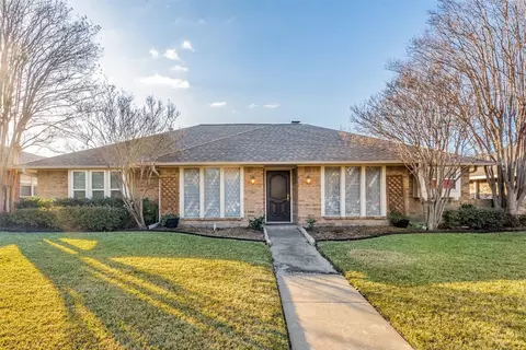 2316 Castle Rock Rd, Carrollton, TX 75007