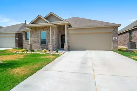 536 Ranchito Pass, Haslet, TX 76052 photo 2