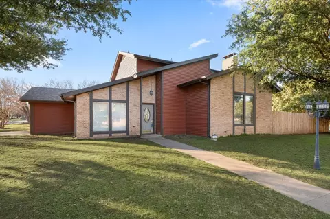 3000 Flamingo Cir, Southlake, TX 76092