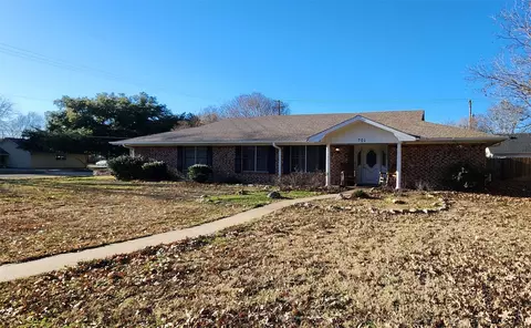 901 Hillandale St, Mexia, TX 76667